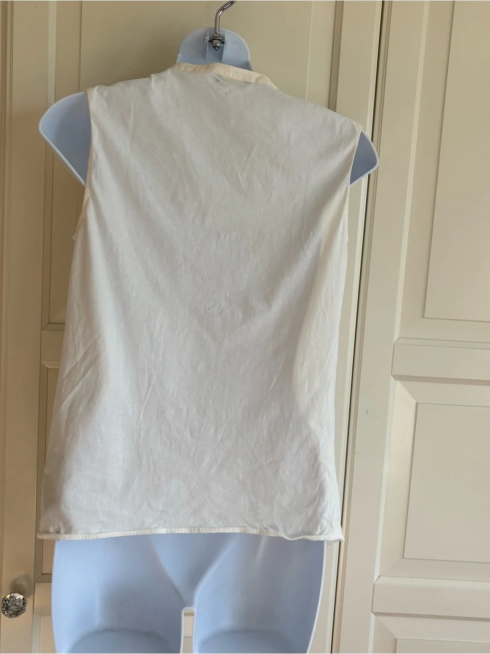 Massimo Dutti Silk Sleeveless Cream Blouse Size Medium - Picture 5 of 10